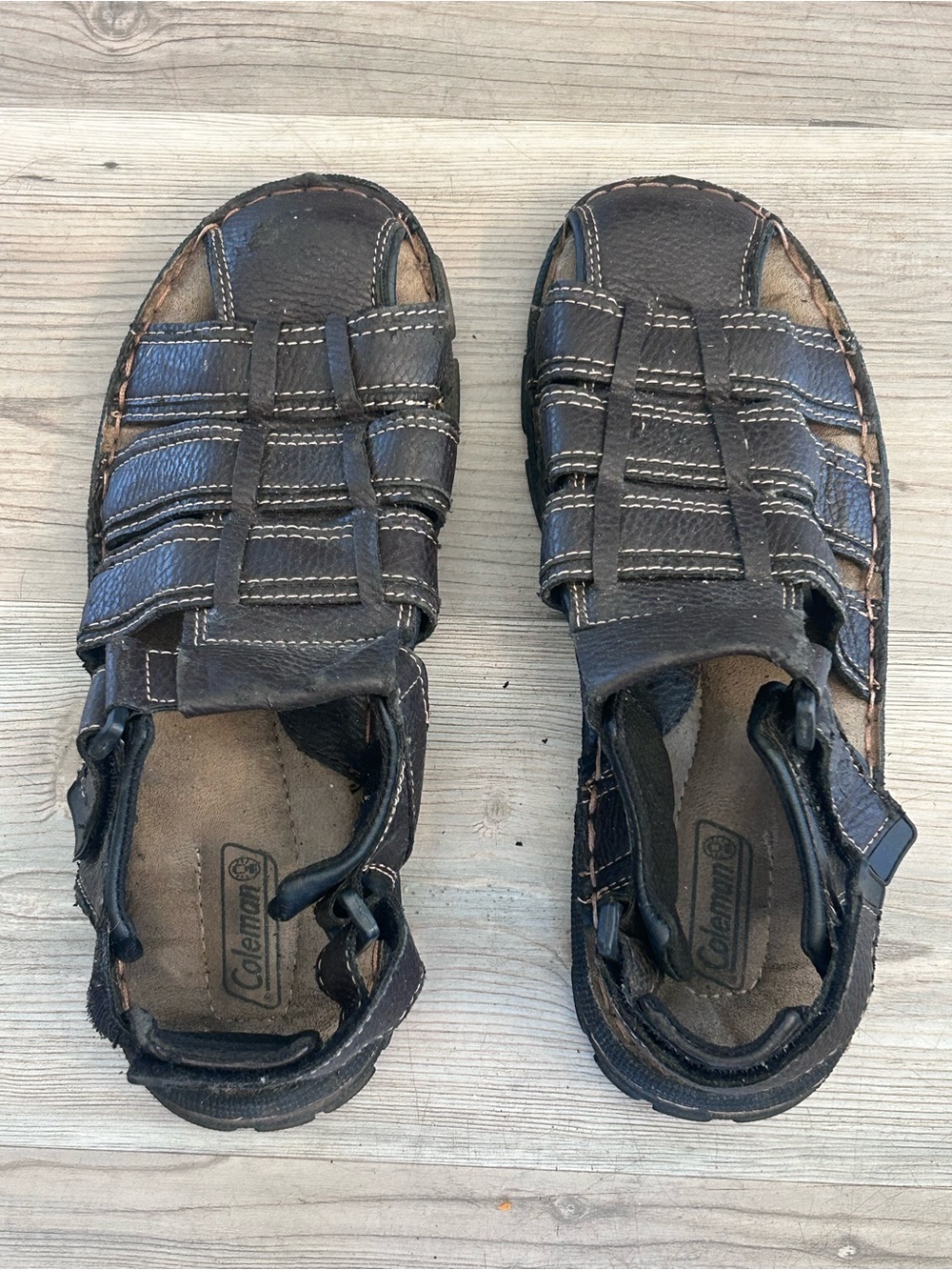 Coleman Mens Dark Brown Leather Fisherman Sandals, size 10